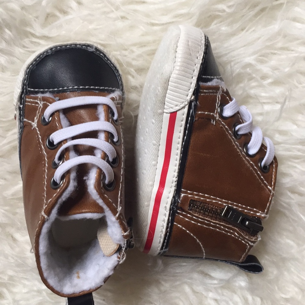 🎉HOST PICK🎉 Baby Sneakers ⭐️